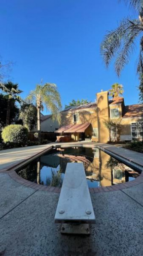 Beautiful Private House 3 bedrooms 3 bathrooms entire house pool